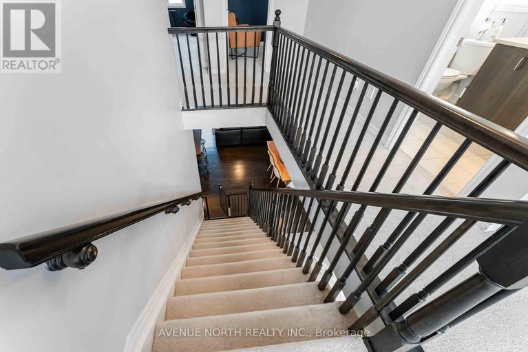 28779553/210-des-soldats-riendeau-street/half-moon-bay/ottawa/ontario/K2J5Z4_23