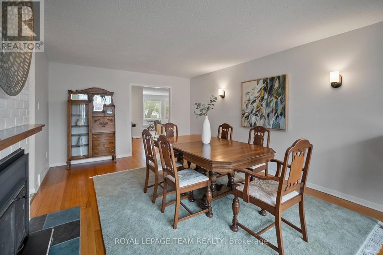 29622304/45-welkin-crescent/borden-farmstewart-farmcarleton-heightsparkwood-hills/ottawa/ontario/K2E5M4_12