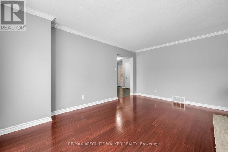 29318478/944-raftsman-lane/convent-glen/ottawa/ontario/K1C2V8_22