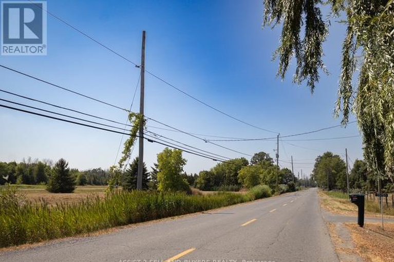 28728764/15765-manning-road/south-stormont-osnabruck-twp/south-stormont/ontario/K0C1M0_37