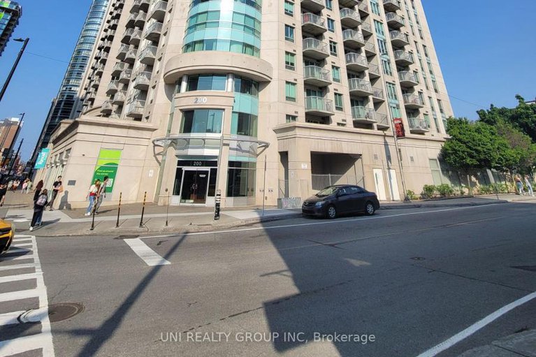 29033428/302-200-rideau-street/sandy-hill/ottawa/ontario/K1N5Y1_2