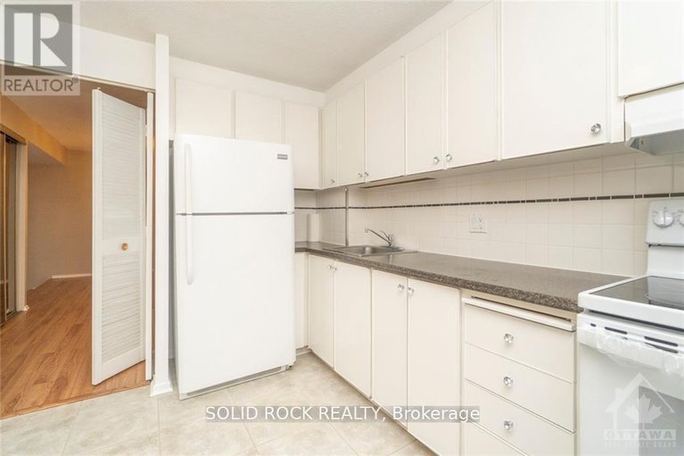 29442011/309-415-greenview-avenue/britannia/ottawa/ontario/K2B8G5_21