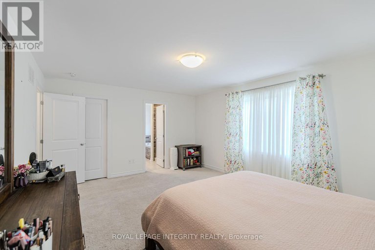28743479/772-samantha-eastop-avenue/stittsville-north/ottawa/ontario/K2S0Z9_22