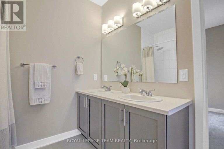 29030663/248-pursuit-terrace/goulbourn-twp-from-franktown-rdsouth-to-rideau/ottawa/ontario/K0A2Z0_32