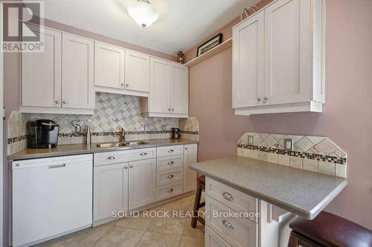 28957534/83-havelock-street/brockville/brockville/ontario/K6V4M2_6