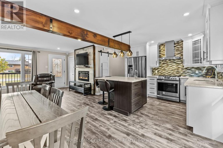 28901447/122-maple-grove-street/russell-twp/russell/ontario/K0A1W0_21