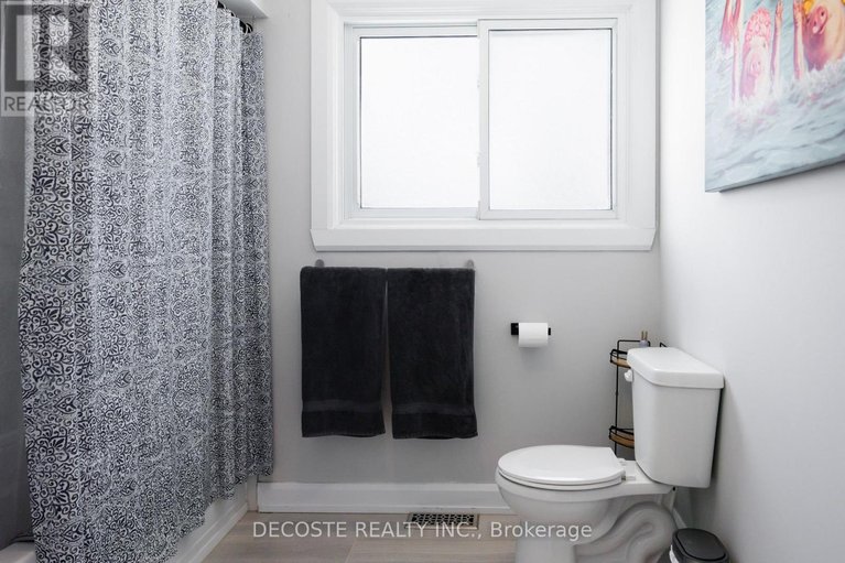 29524122/15-marlborough-street/maxville/north-glengarry/ontario/K0C1T0_13