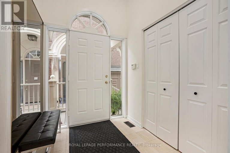 28643500/81-waterford-drive/pineglencountry-place/ottawa/ontario/K2E7V4_18