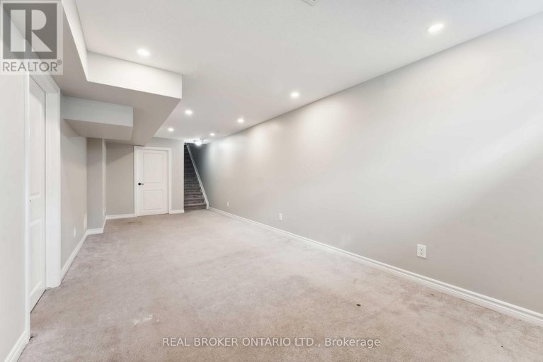 28466589/391-rouncey-road/emerald-meadowstrailwest/ottawa/ontario/K2V0K4_32