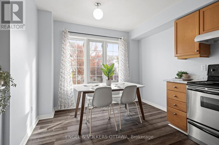28991870/142-wharhol-private/westcliffe-estates/ottawa/ontario/K2H1G5_7