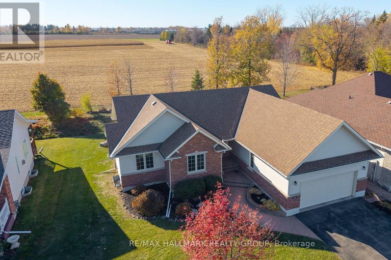 29042436/54-christie-lane/winchester/north-dundas/ontario/K0C2K0_37