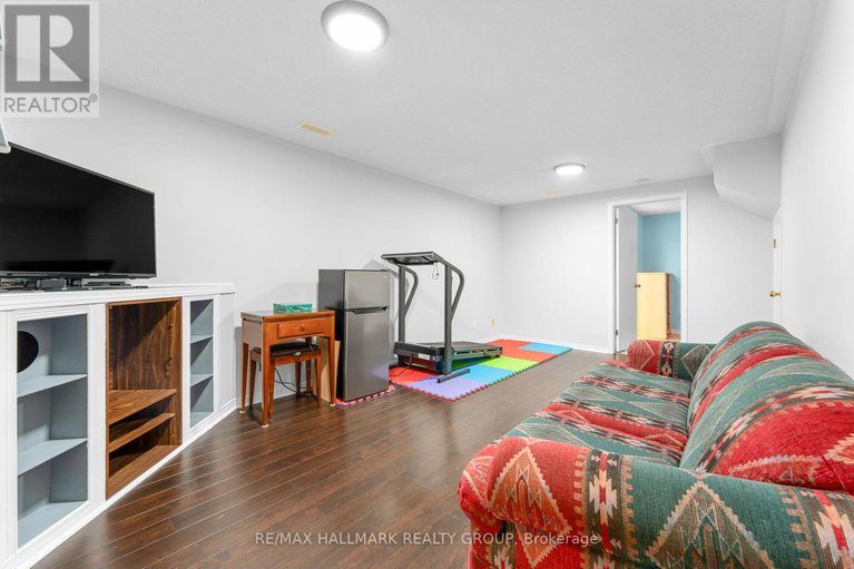 28798161/59-shearer-crescent/katimavik/ottawa/ontario/K2L3N3_37