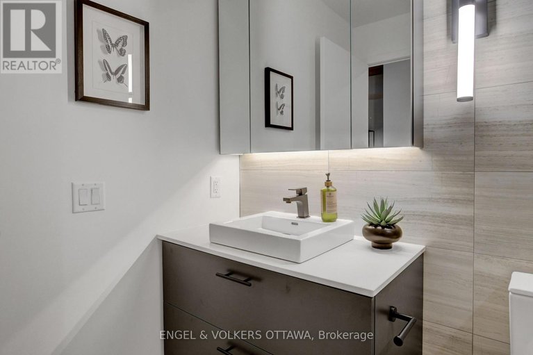 29437309/217-10-james-street/ottawa-centre/ottawa/ontario/K2P1T2_30