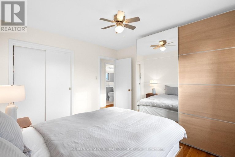 29669053/243-compton-avenue/woodroffe/ottawa/ontario/K2B5A8_23