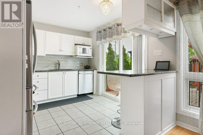 28540643/51-mika-street/stittsville-north/ottawa/ontario/K2S1K6_12