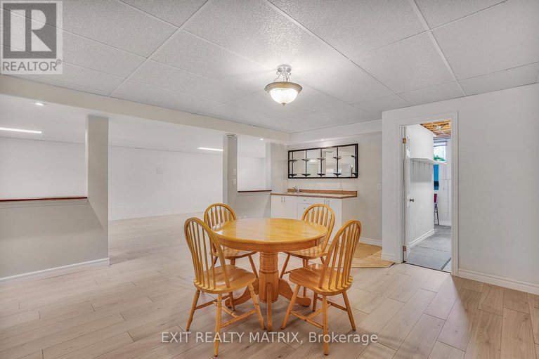 28989592/1582-sandy-hill-road/champlain-twp/champlain/ontario/K6A2R2_20