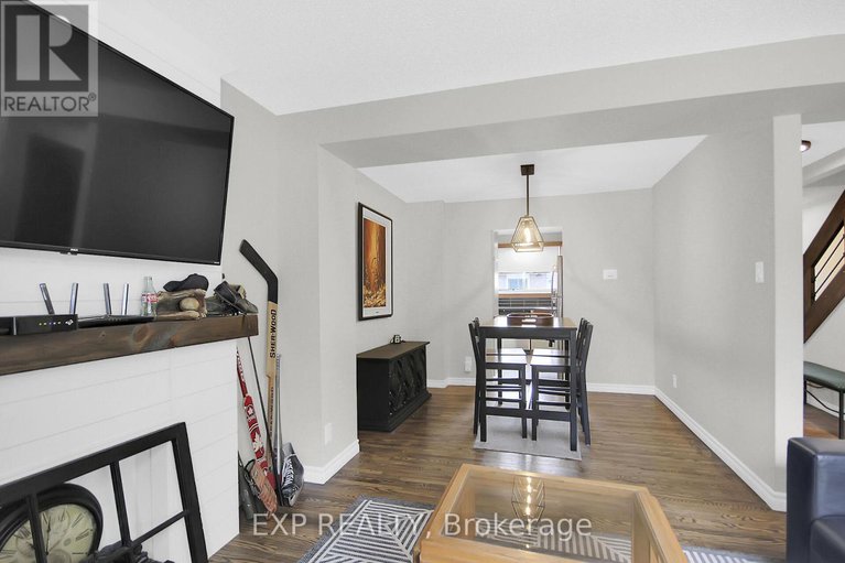 28739048/83-hadley-circle/bells-corners/ottawa/ontario/K2H7Z8_13