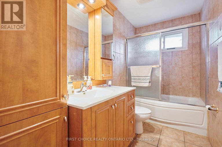 29142489/22-meadowlands-drive-w/meadowlandscrestview/ottawa/ontario/K2G2R4_16