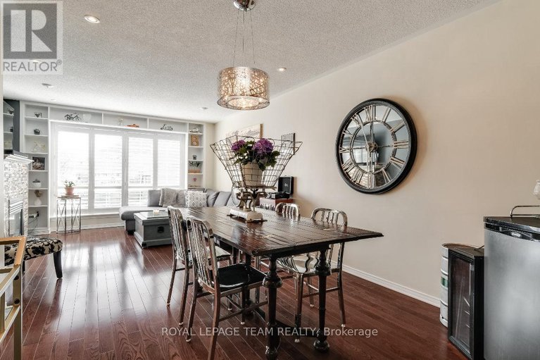 29094729/404-heathrow-private/stittsville-south/ottawa/ontario/K2S0M9_12