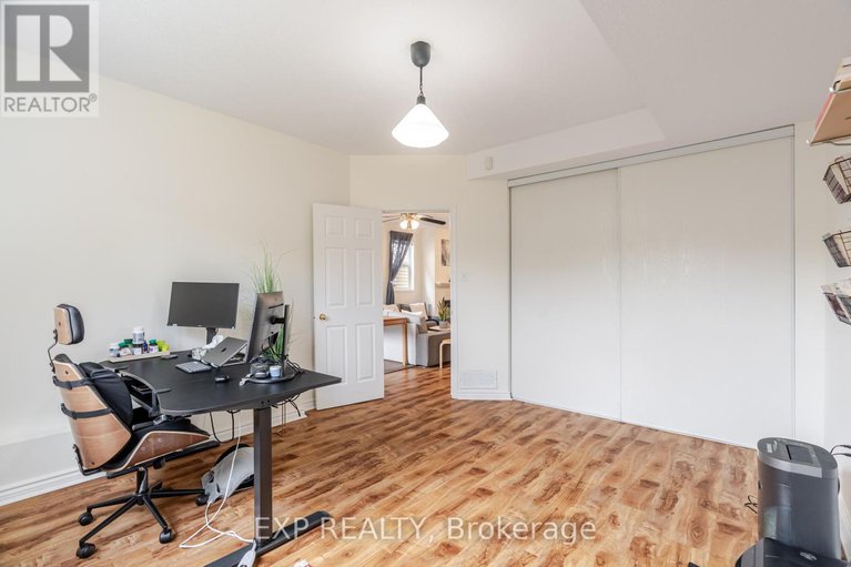 28873619/1562-lisbon-street/fallingbrookpineridge/ottawa/ontario/K4A4B9_45