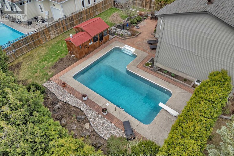 28266949/129-ridgeview-drive/carp/ottawa/ontario/K0A1L0_41