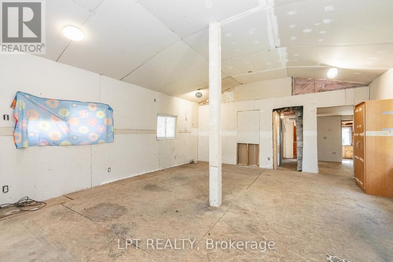 28900708/7-broadway-street/north-grenville-twp-kemptville-south/north-grenville/ontario/K0G1J0_15