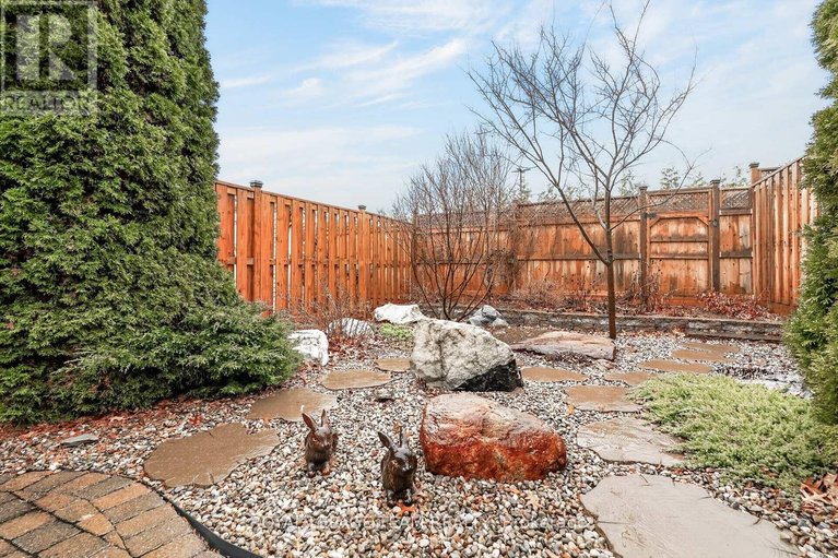 29621921/9-borealis-crescent/carson-meadows/ottawa/ontario/K1K4T4_26