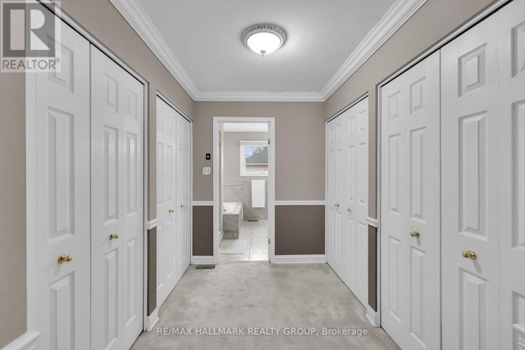 29571955/5-ellisson-way/hunt-club-park/ottawa/ontario/K1G4N9_24