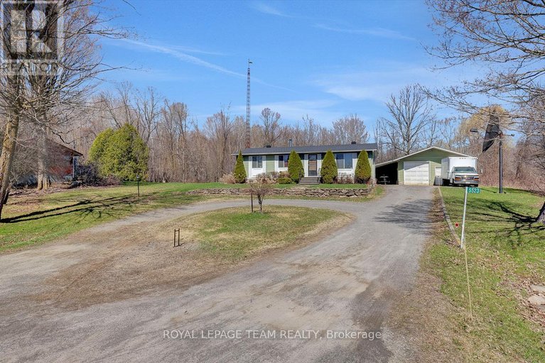 29655714/5523-mitch-owens-road/manotick-south-to-roger-stevens/ottawa/ontario/K1X1C2_36