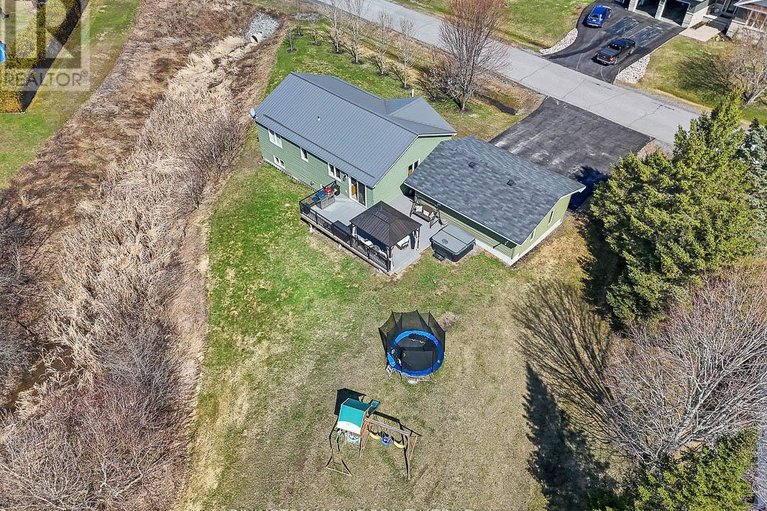 29624951/55-creek-drive/fitzroy/ottawa/ontario/K0A1X0_41