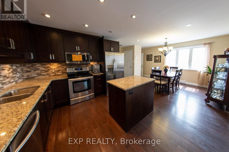 28403297/2754-eagleson-road/btwn-franktown-rd-fallowfield-rd/ottawa/ontario/K2S1B8_25