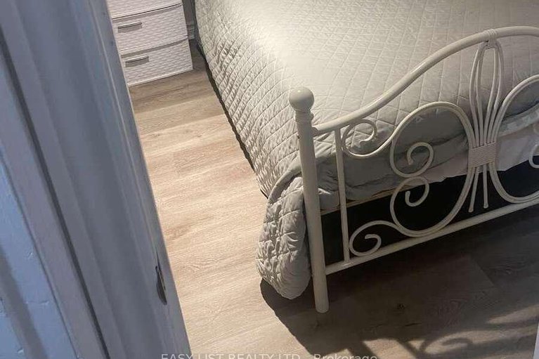 28424969/246-romulus-private/carson-meadows/ottawa/ontario/K1K3Y2_40