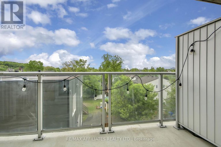 28771940/310-b-7-marquette-avenue/vanier/ottawa/ontario/K1L8A7_15