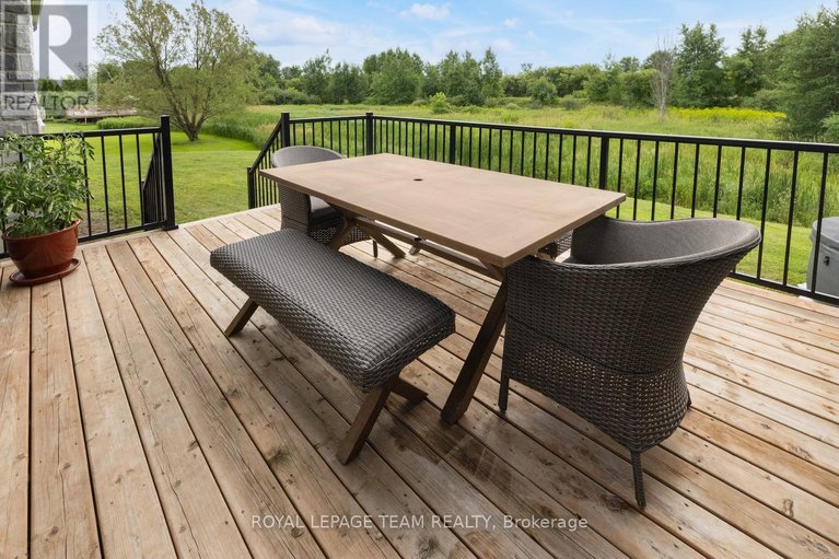 29569623/3783-woodkilton-road/dunrobin/ottawa/ontario/K0A3M0_41