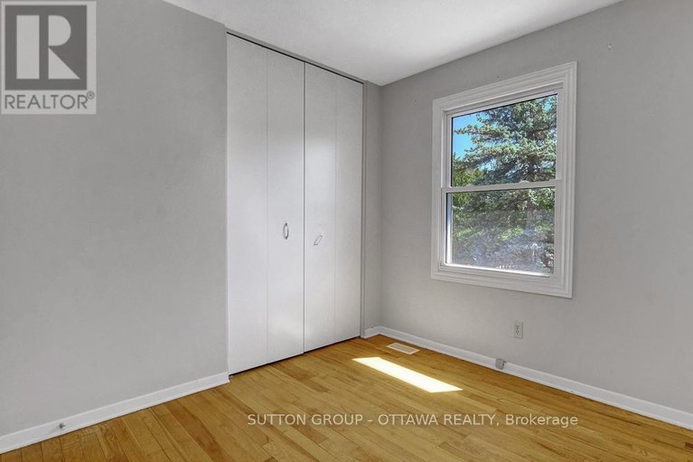 29636036/38-beaver-ridge/city-viewskylinefisher-heightsparkwood-hills/ottawa/ontario/K2E6C7_33