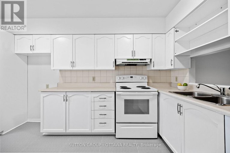 28345025/218-switzer-avenue/westborohampton-park/ottawa/ontario/K1Z7H9_4