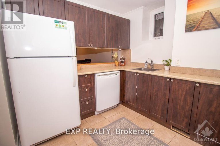 28527991/1-244-charlotte-street/sandy-hill/ottawa/ontario/K1N8L3_15