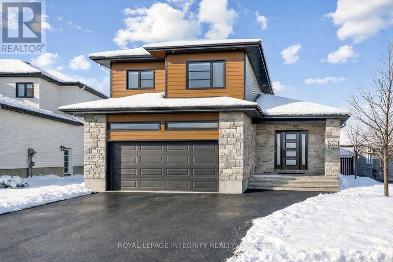 29001151/204-hybrid-street/embrun/russell/ontario/K0A1W0_1