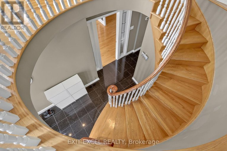 29577468/1093-b-normandy-cr-normandy-crescent/carleton-heights/ottawa/ontario/K2C0L9_22