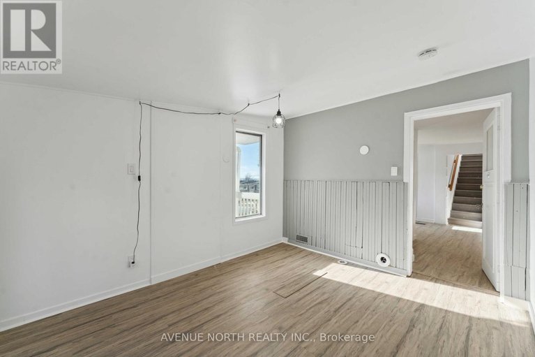 29618052/6958-notre-dame-street/chateauneuf/ottawa/ontario/K1C1H7_14