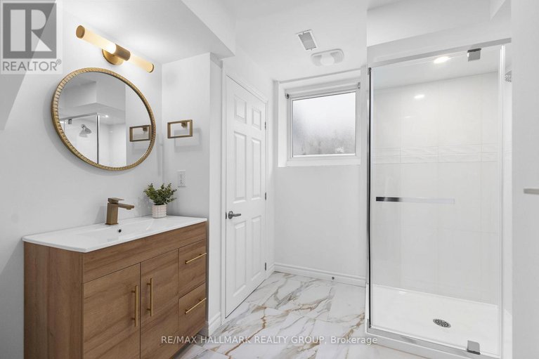 29185304/2143-hubbard-crescent/beacon-hill-north/ottawa/ontario/K1J6L3_23