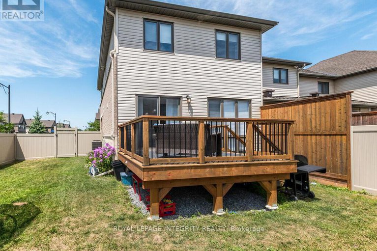 28652256/333-proud-walk-street/stittsville-south/ottawa/ontario/K2S2L8_34