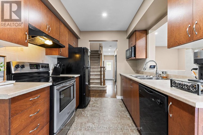 29392389/404-wisteria-crescent/riverside-south/ottawa/ontario/K1V0P1_15