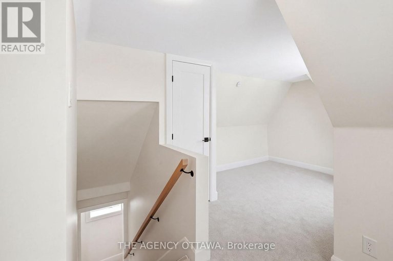 29525644/4667-albion-road-s/blossom-parkkemp-parkfindlay-creek/ottawa/ontario/K1X1A4_29