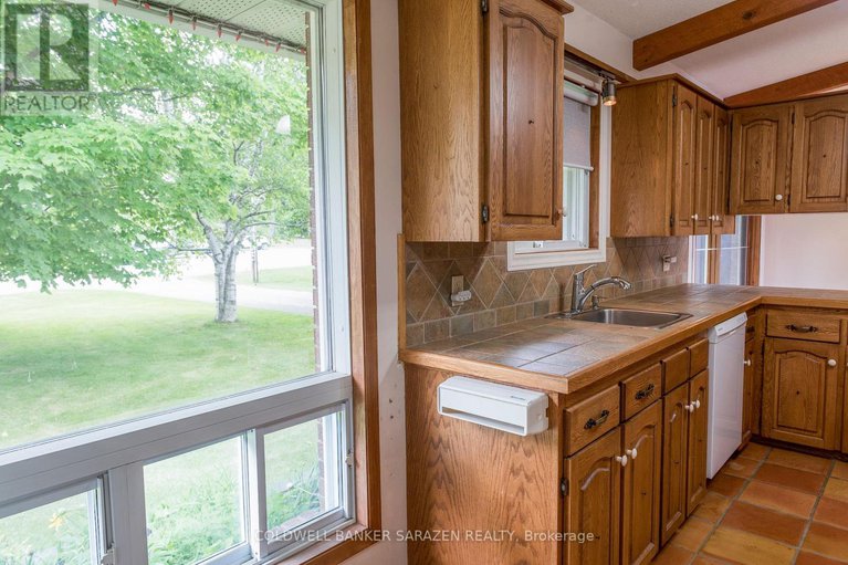 28462570/7-robinson-street/mcnabbraeside-twps/mcnabbraeside/ontario/K7S3M4_7