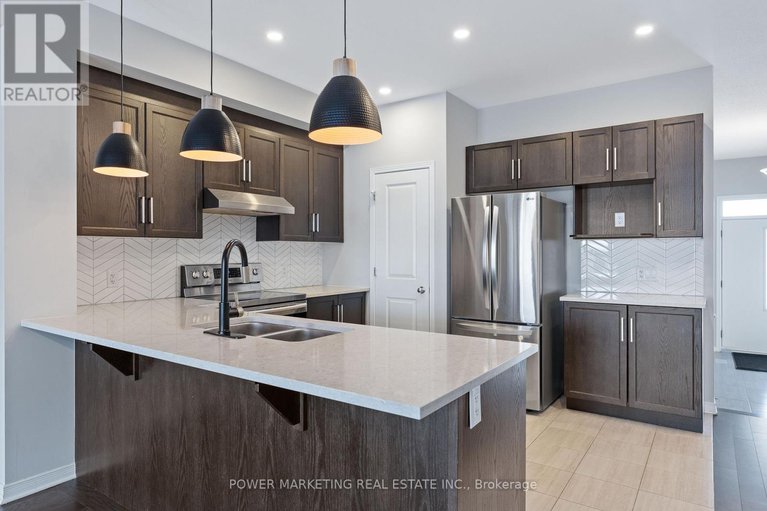 29338416/497-cope-drive/emerald-meadowstrailwest/ottawa/ontario/K2V0P1_6