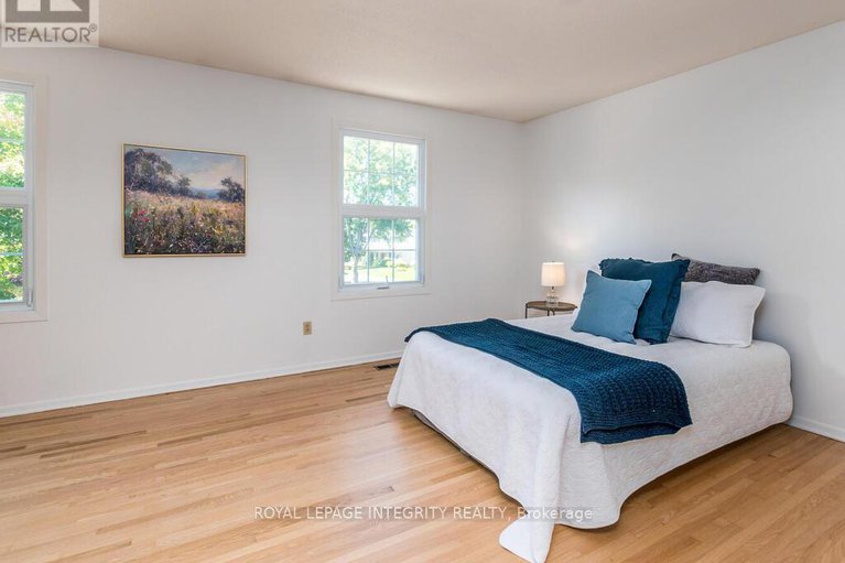 28854406/2150-dutton-crescent/beacon-hill-north/ottawa/ontario/K1J6K4_21