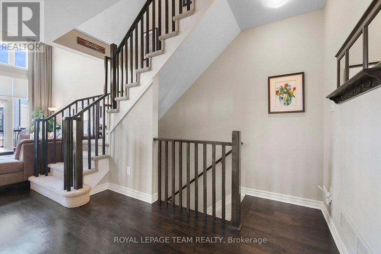 28643130/220-pembina-private/riverside-southgloucester-glen/ottawa/ontario/K4M0G7_5