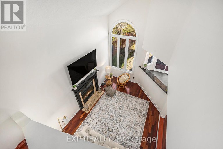 28017315/33-bridle-park-drive/bridlewood/ottawa/ontario/K2M2E2_11