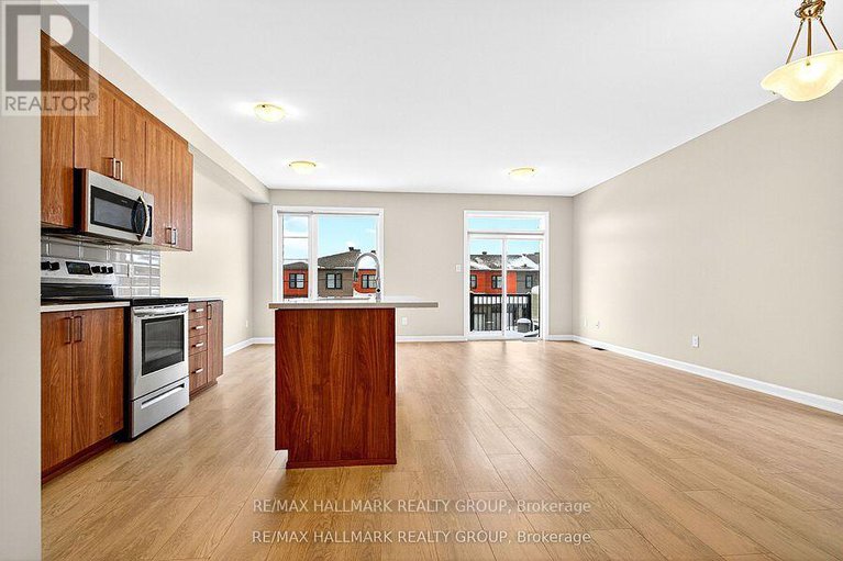 29206622/348-raheen-court-ottawa-circuit/half-moon-bay/ottawa/ontario/K2J7C2_4